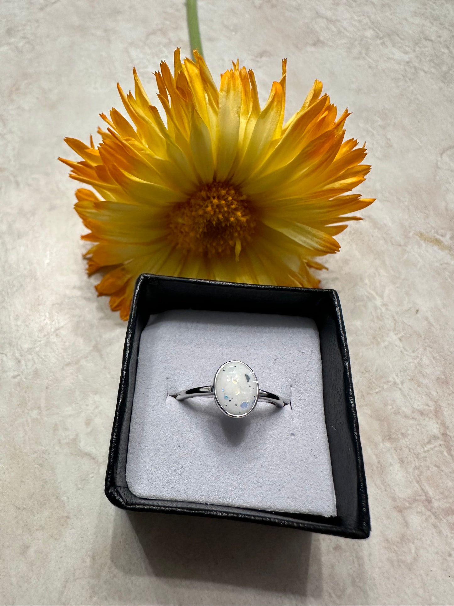 Simple Oval Ring